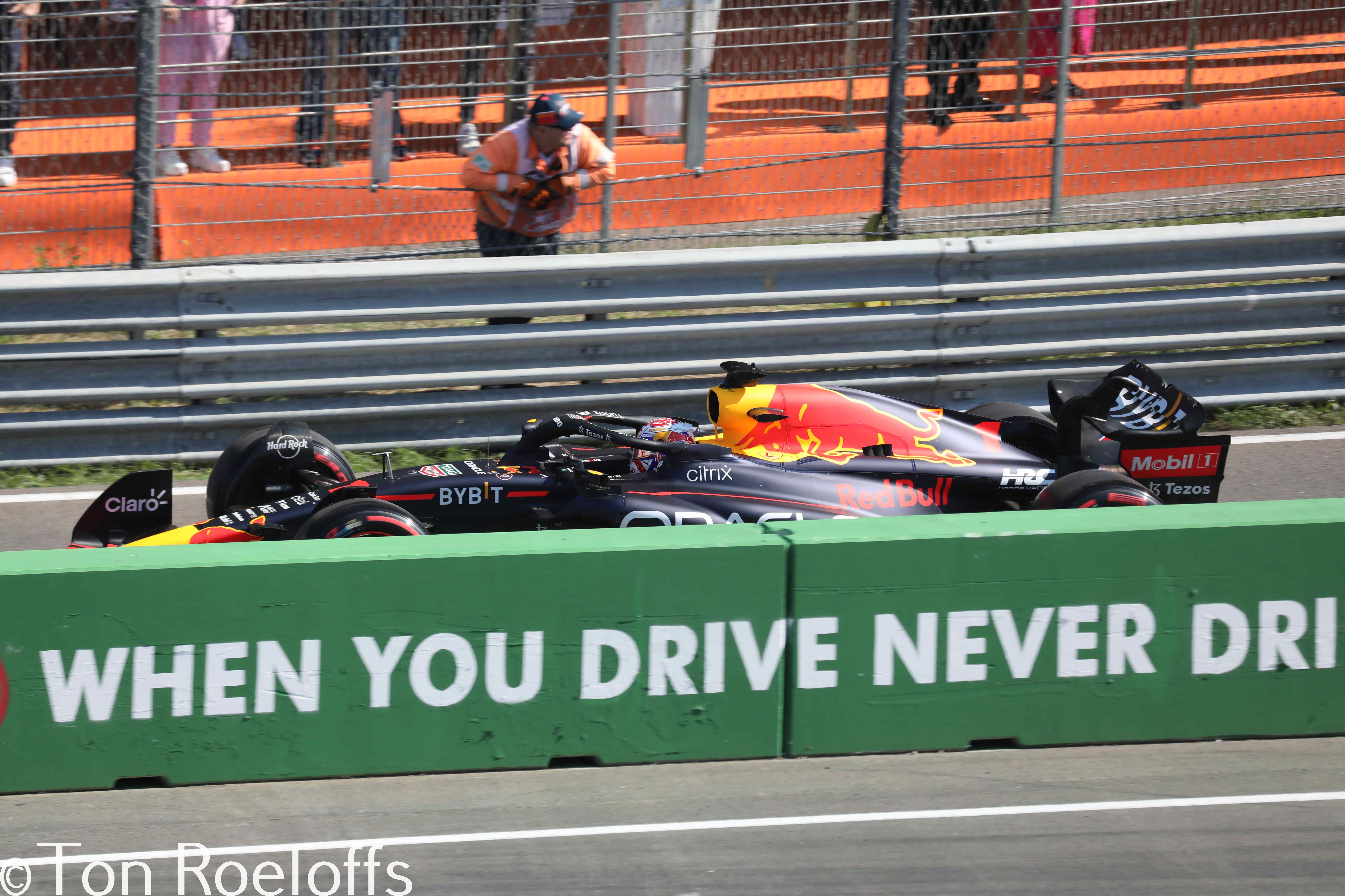 Vettel verremt zich